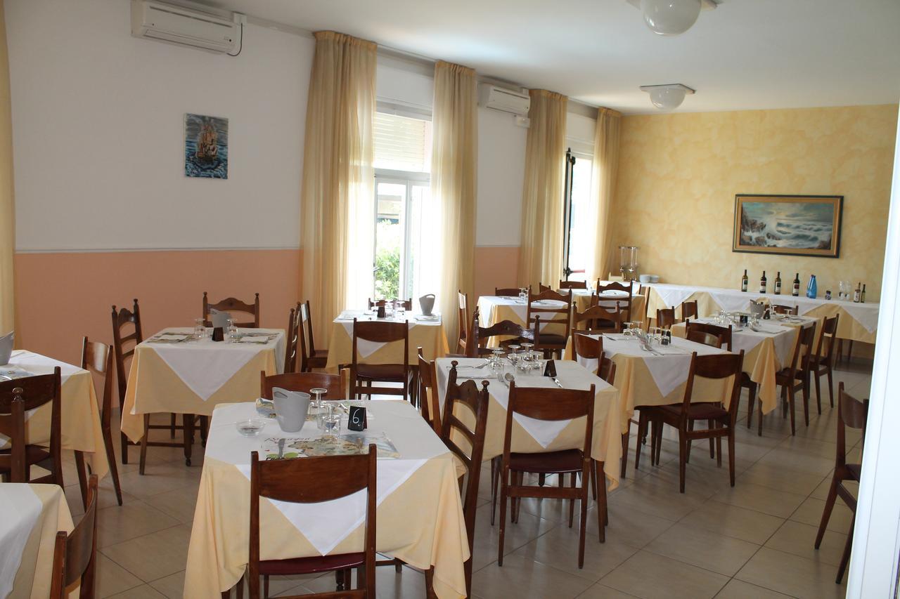 Hotel Ninfea Cervia Dış mekan fotoğraf